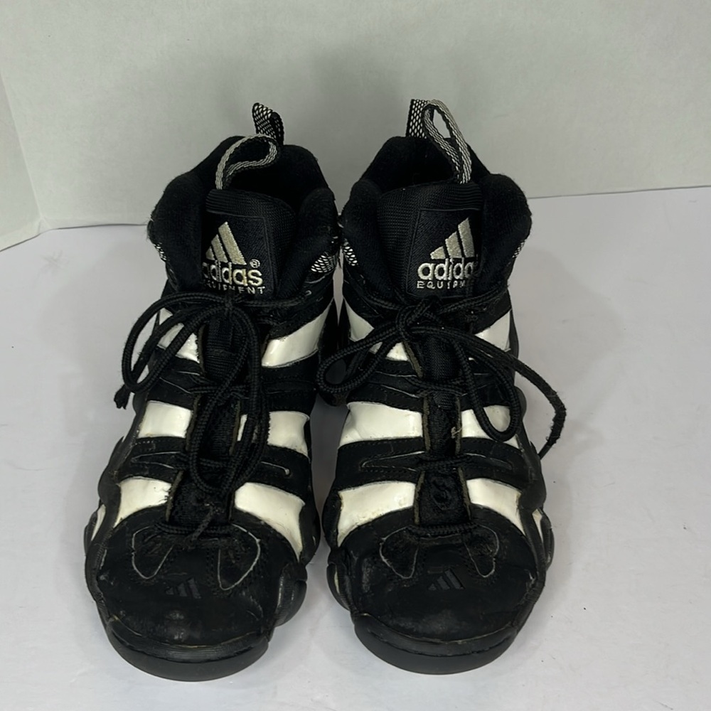Adidas Kids Black and White Sneakers Size 4 1/2 USED